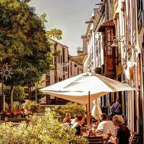 Confortable Vivienda En A 5 Min Tranvia Apartment *