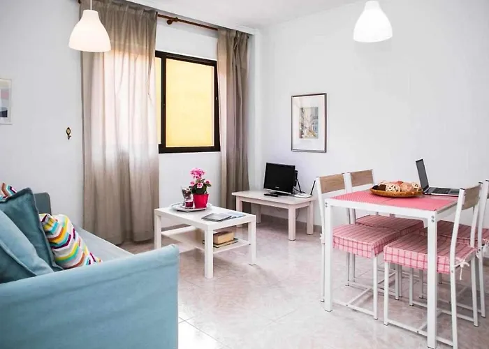 Confortable Vivienda En A 5 Min Tranvia Διαμέρισμα